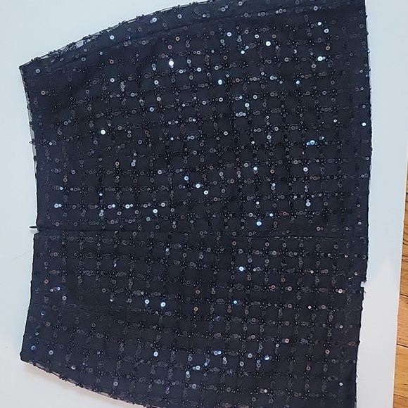 Lulu's Black Sequin Mini Skirt EUC - Picture 5 of 7